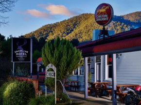 The Harrietville Snowline Hotel